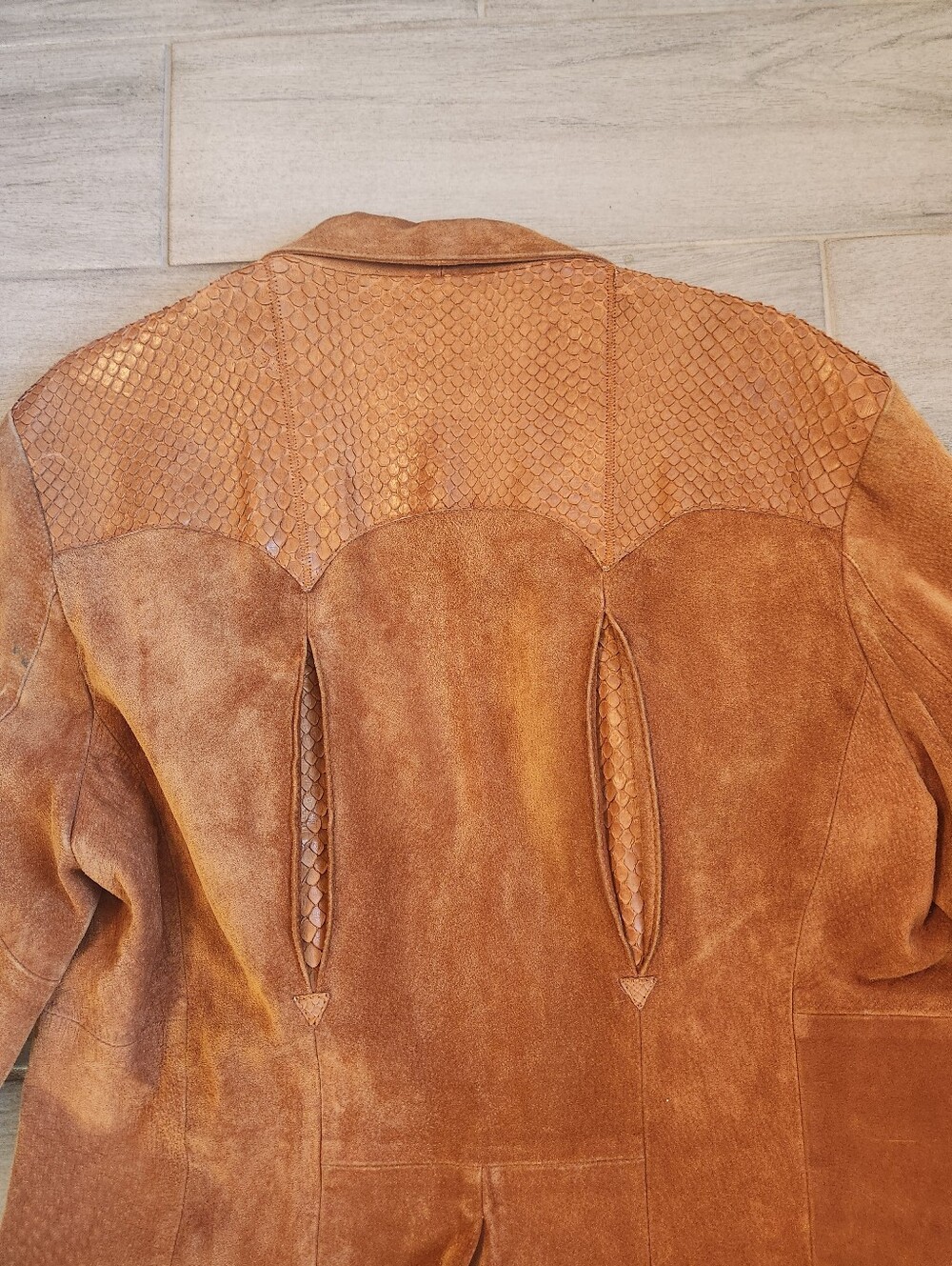 Vintage 70s Silton Blazer Men's 42Long Cognac Brown Suede Snake Embossed Western - Picture 11 of 16